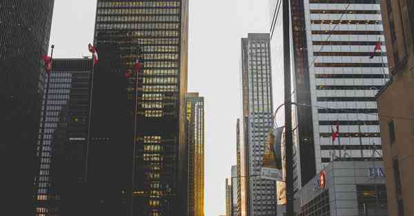 大数据包含设备数据的行业文章