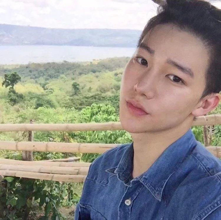 封翠轮维