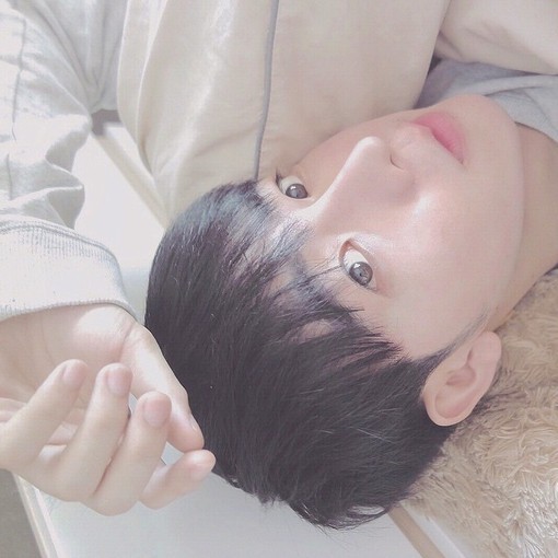 胡维灵钧