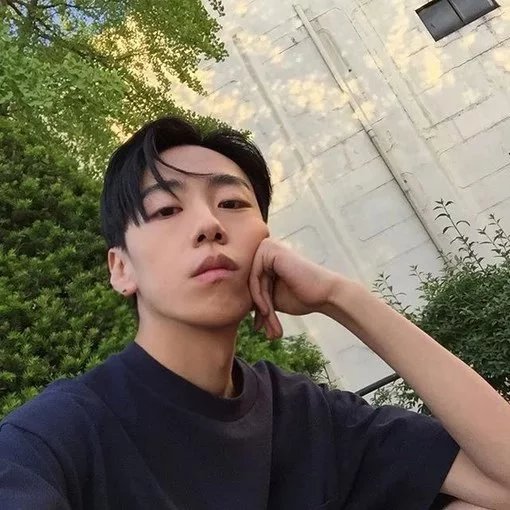连程弘中