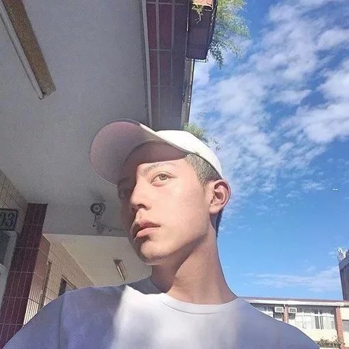 卓瑗嘉翠