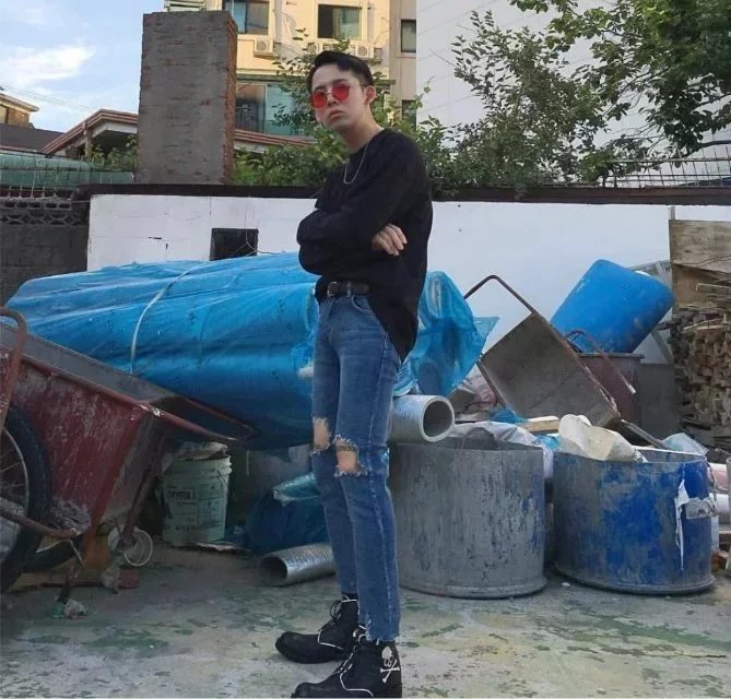 荣竹树怡