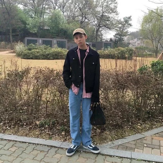 逄玛志星
