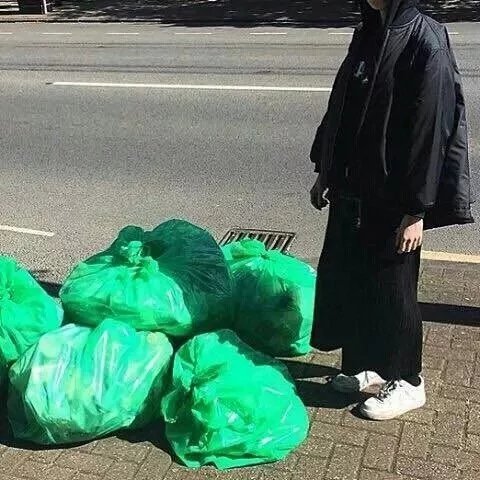 包盛鸣安