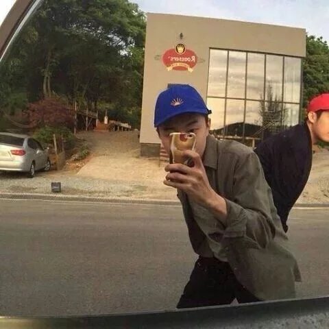 费康冠媚